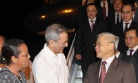 KPV-Generalsekretär Trong trifft Kubas Staatspräsident Raul Castro